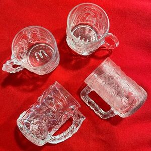 1995 Batman Forever McDonalds Collectible Glass Mug Set